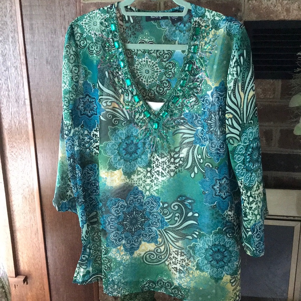 Jeweled neckline Raviya size Large tunic